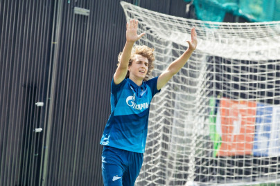 Юношеская футбольная лига-2, ФШМ — «Зенит»