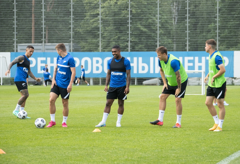 Первые «Газпром»-тренировочные сборы «Зенита»: 24 июня, утреняя тренировка