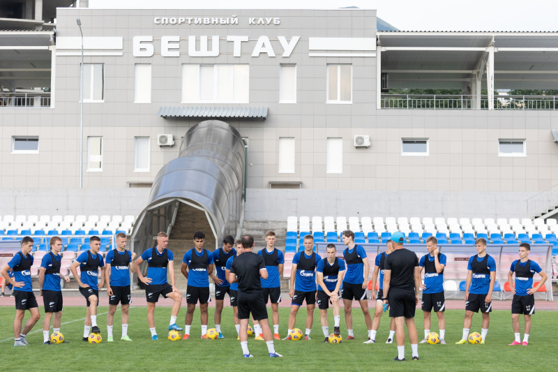 «Газпром» — тренировочные сборы «Зенита»-м в в Ставропольском крае: 4 июля, вечерняя тренировка