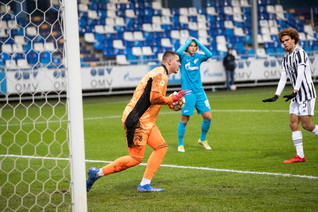 Юношеская Лига УЕФА 2021/22, «Зенит»-м — «Ювентус»-м