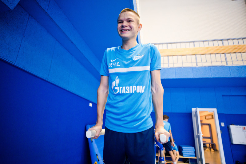 Команды «Газпром»-Академии возобновили тренировки