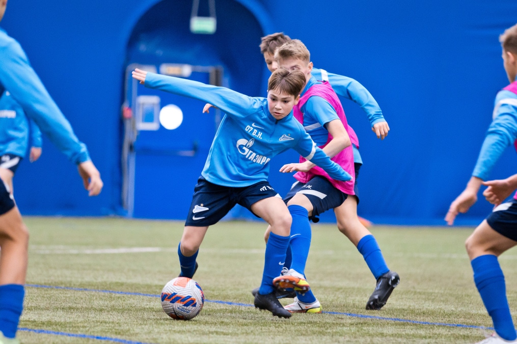 Команды «Газпром»-Академии возобновили тренировки