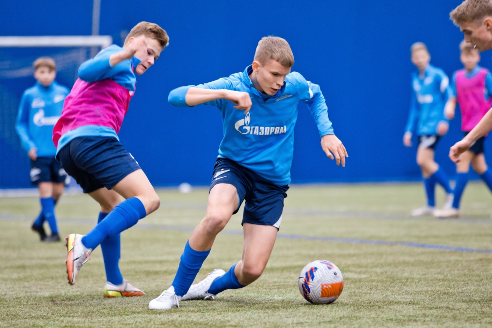 Команды «Газпром»-Академии возобновили тренировки