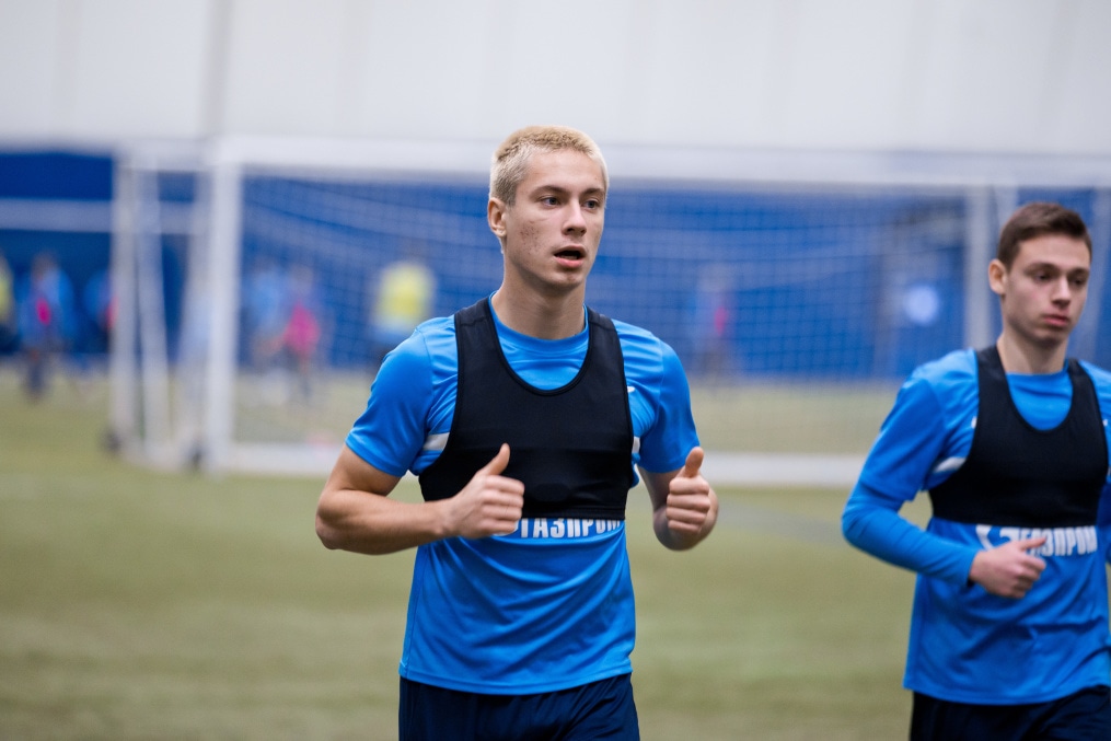 Команды «Газпром»-Академии возобновили тренировки