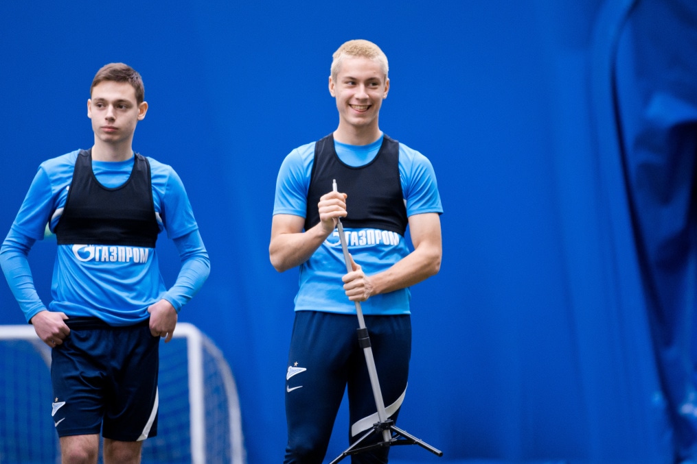 Команды «Газпром»-Академии возобновили тренировки