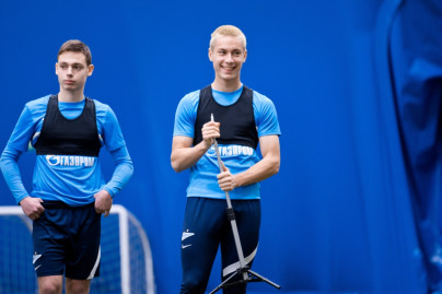 Команды «Газпром»-Академии возобновили тренировки