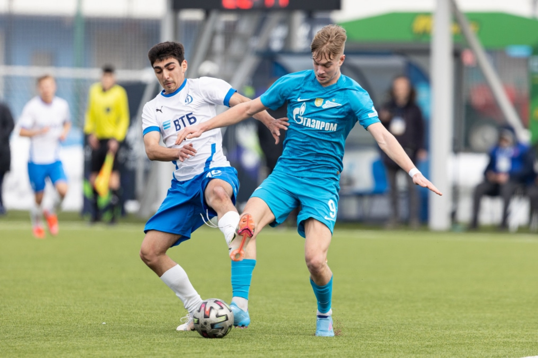 Динамо 17/18. Юношеский футбол. Юношеская футбольная лига фото. Zenit FC tranfers.