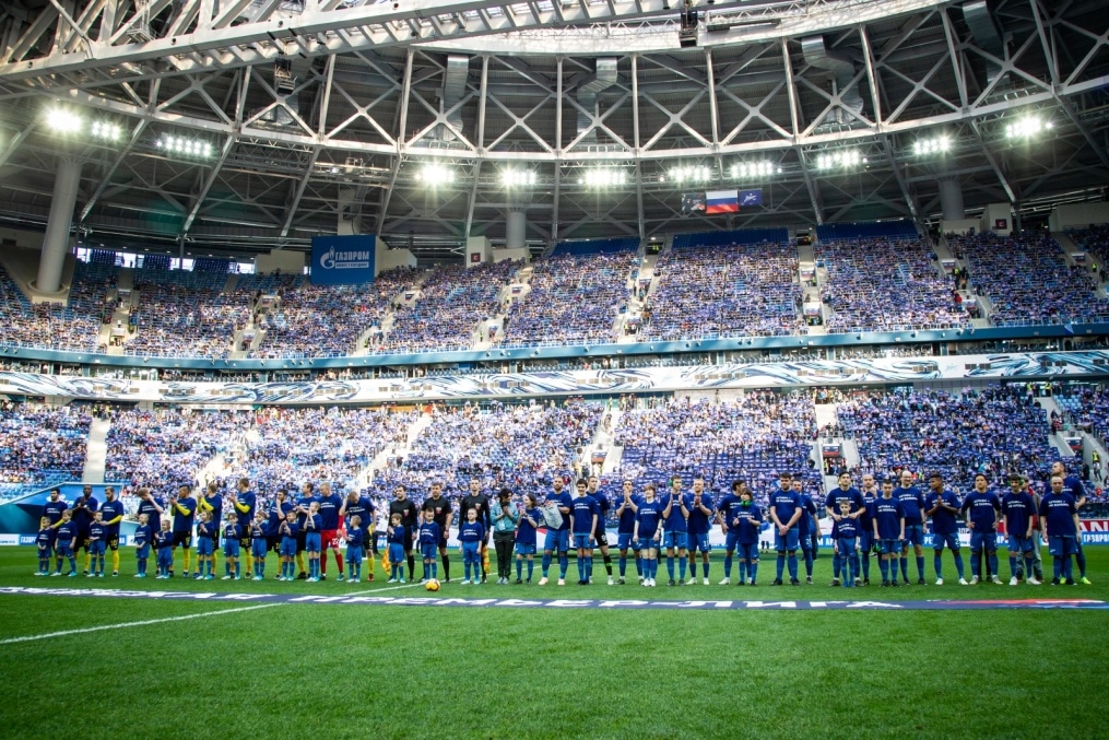 Акция «Аутизм — не болезнь» перед матчем «Зенит» — «Анжи»