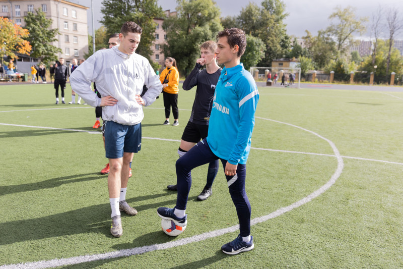 Мастер-класс игроков «Зенита»-м в колледже ГУМРФ