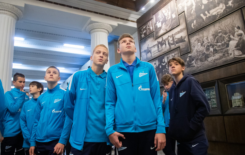 Команда «Газпром»-Академии 2007 г.р., на экскурсии в Этнографическом музее