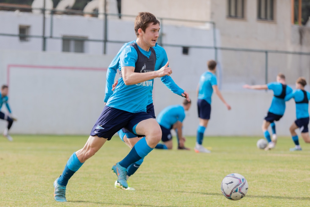 «Газпром» — тренировочные сборы «Зенита»-м в Турции: 19 ноября, утренняя тренировка