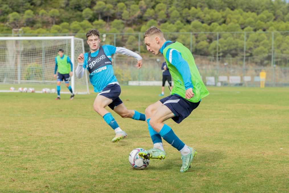 «Газпром» — тренировочные сборы «Зенита»-м в Турции: 25 ноября, утренняя тренировка