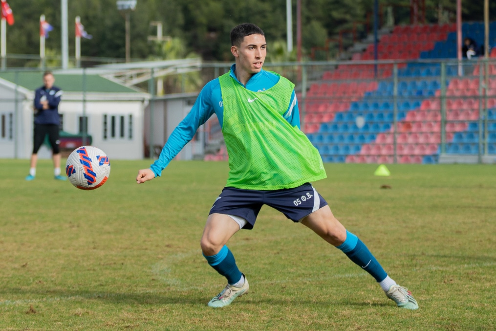 «Газпром» — тренировочные сборы «Зенита»-м в Турции: 25 ноября, утренняя тренировка