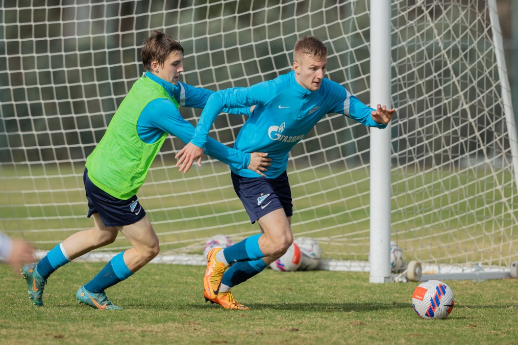 «Газпром» — тренировочные сборы «Зенита»-м в Турции: 25 ноября, утренняя тренировка