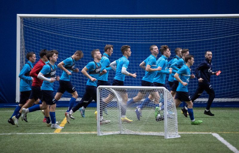 Тренировка команд ЮФЛ-1 и ЮФЛ-2 в «Газпром»-Академии