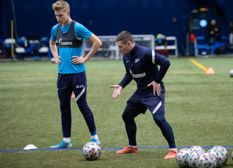 Тренировка команд ЮФЛ-1 и ЮФЛ-2 в «Газпром»-Академии