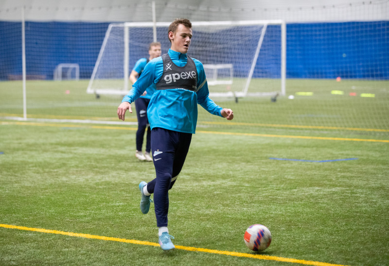 Тренировка команд ЮФЛ-1 и ЮФЛ-2 в «Газпром»-Академии