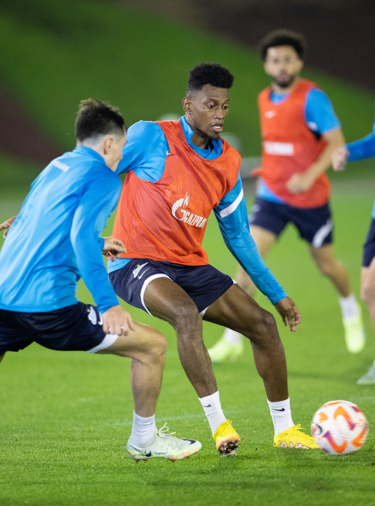 «Газпром»-тренировочные сборы в Катаре: 16 января, вечерняя тренировка