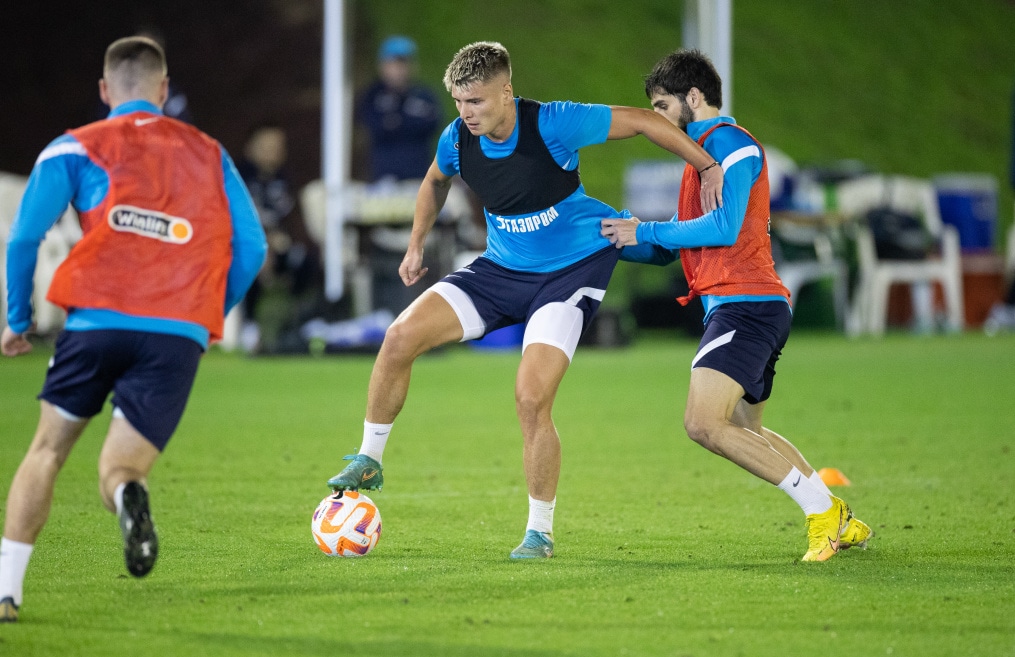 «Газпром»-тренировочные сборы в Катаре: 16 января, вечерняя тренировка