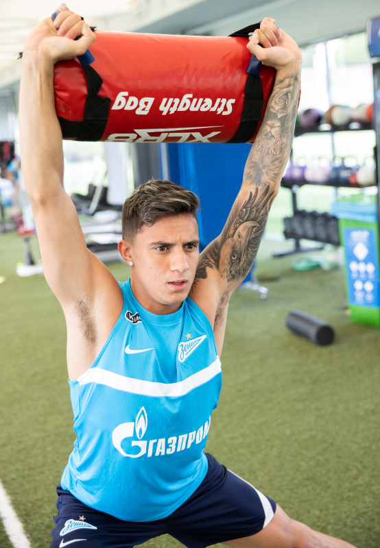 «Газпром»-тренировочные сборы в Катаре: 19 января, утренняя тренировка