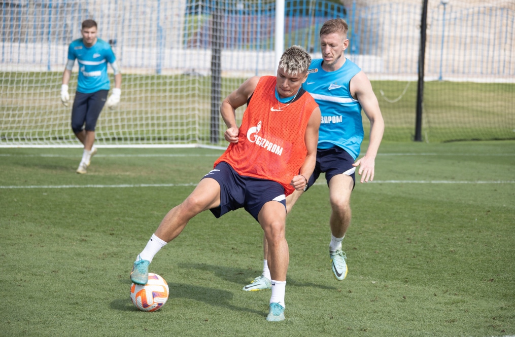 «Газпром»-тренировочные сборы в Катаре: 19 января, утренняя тренировка