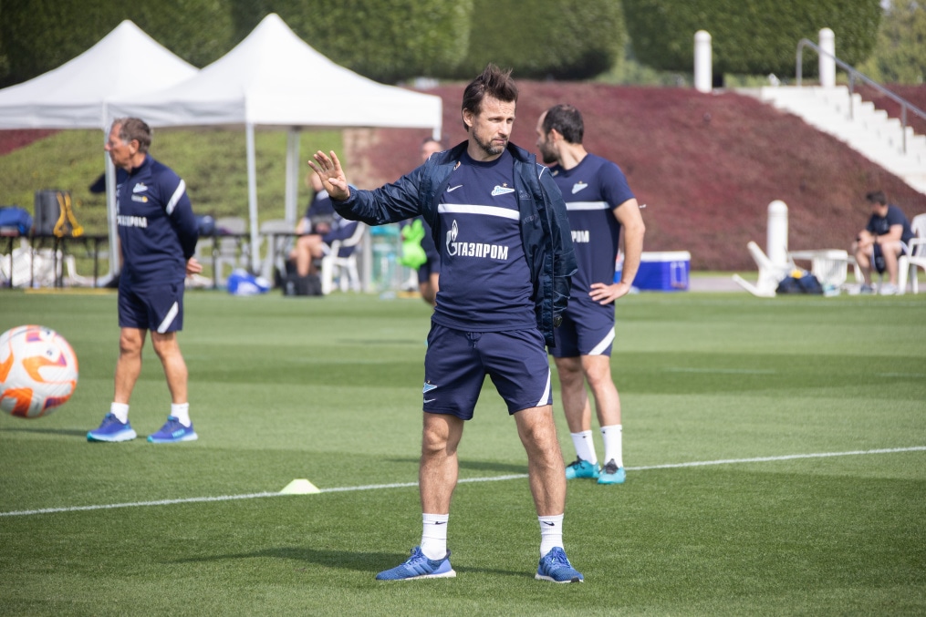 «Газпром»-тренировочные сборы в Катаре: 19 января, утренняя тренировка