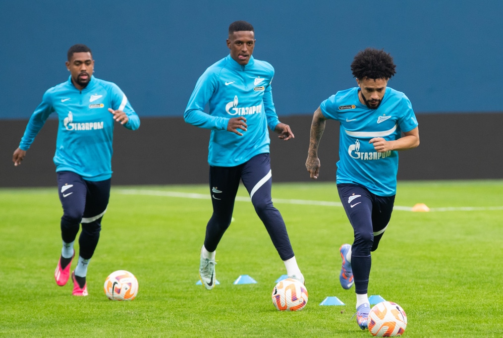 Первая тренировка Роберта Ренана в «Зените»
