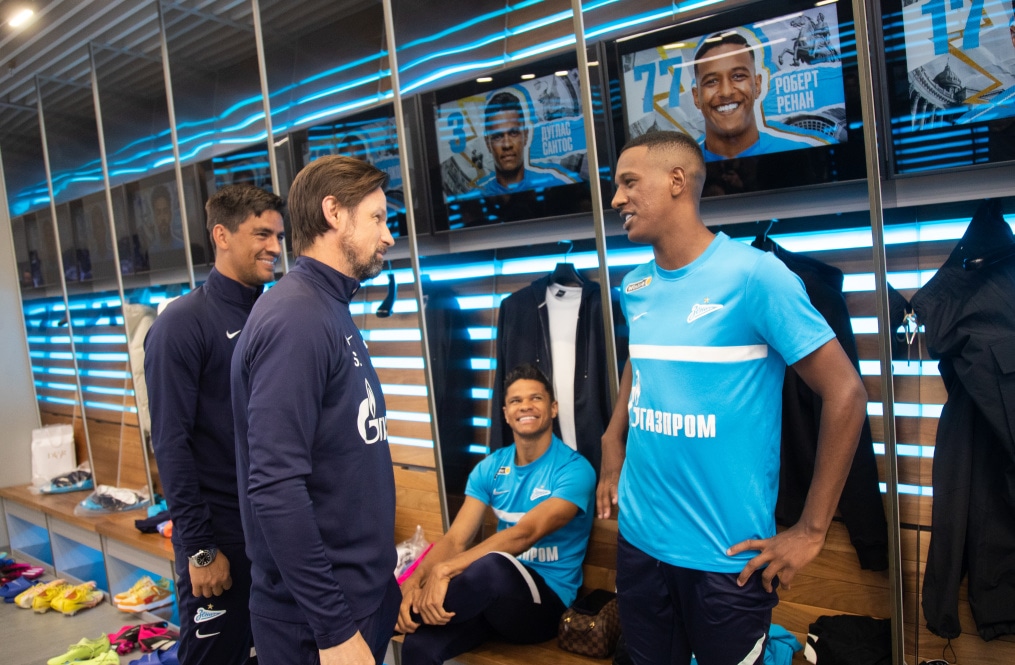 Первая тренировка Роберта Ренана в «Зените»