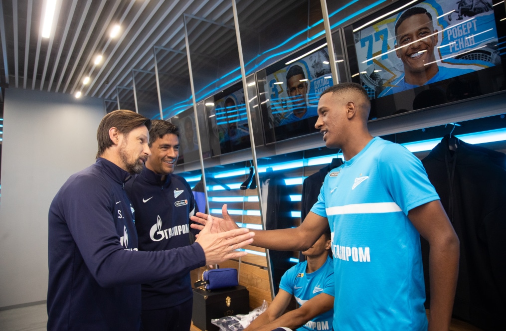 Первая тренировка Роберта Ренана в «Зените»