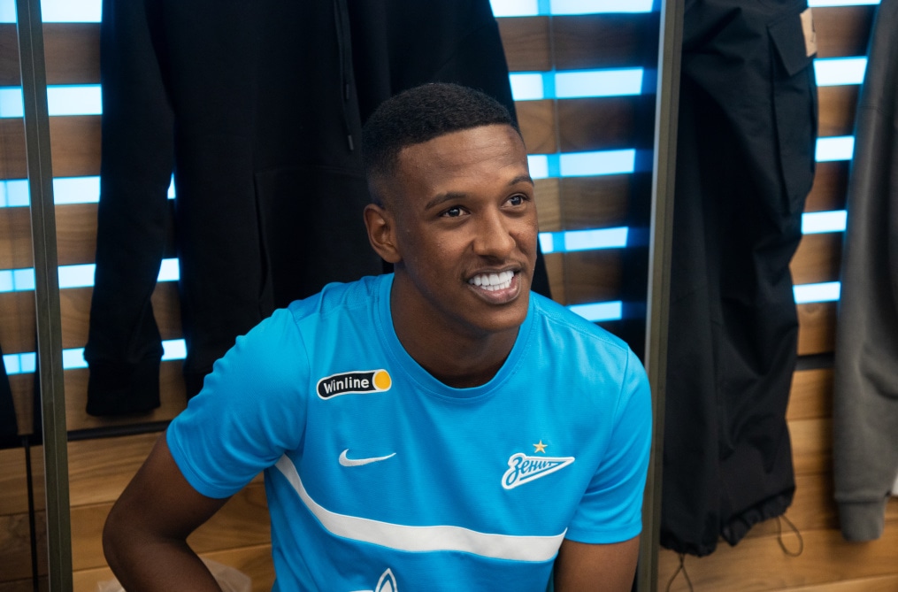 Первая тренировка Роберта Ренана в «Зените»