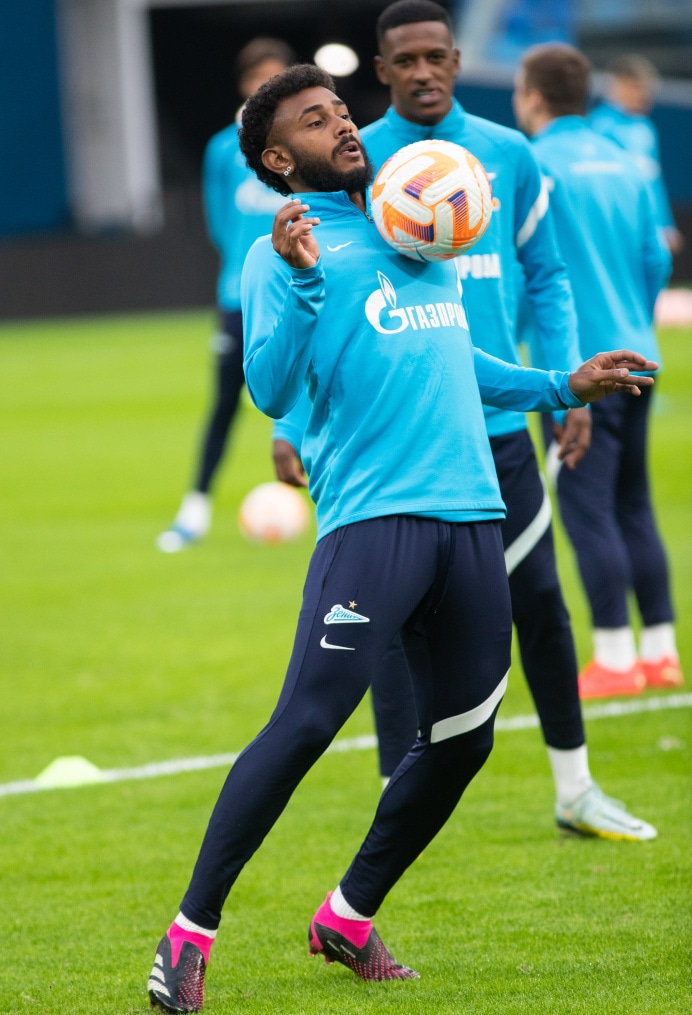 Первая тренировка Роберта Ренана в «Зените»