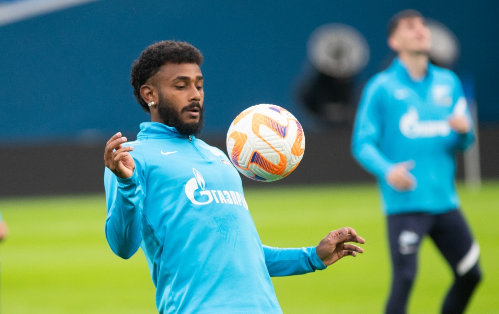 Первая тренировка Роберта Ренана в «Зените»