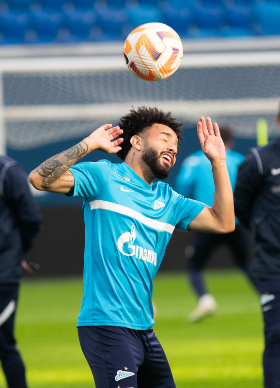 Первая тренировка Роберта Ренана в «Зените»