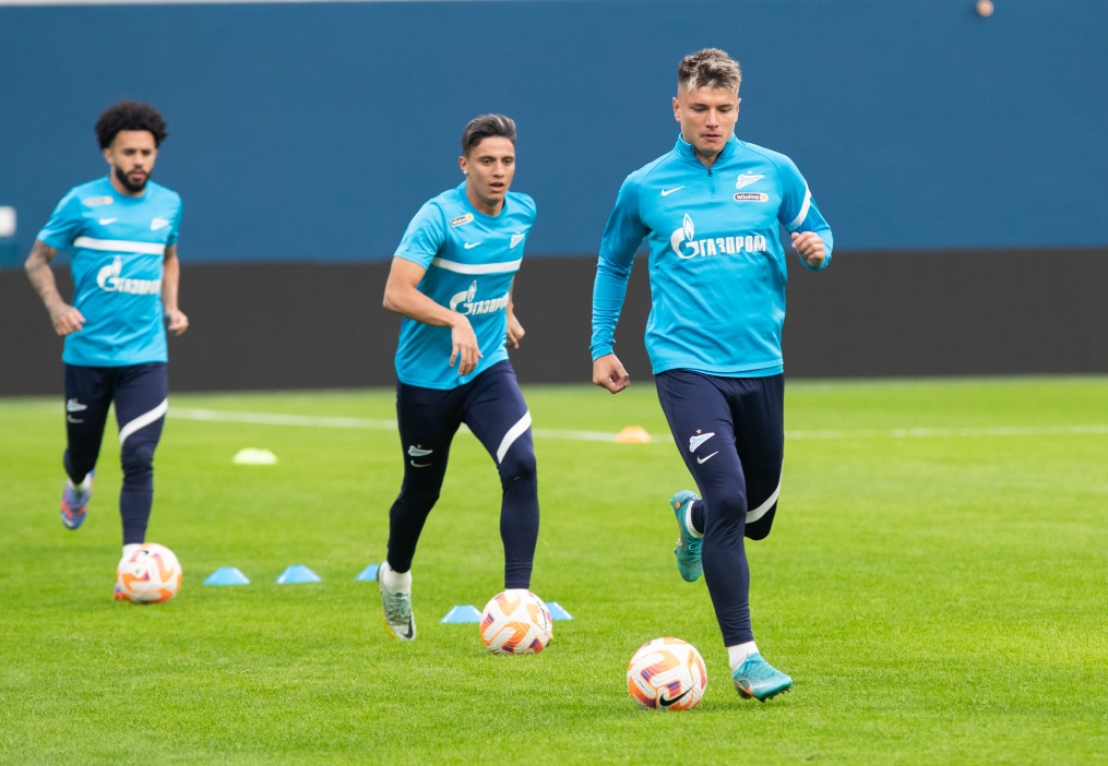 Первая тренировка Роберта Ренана в «Зените»