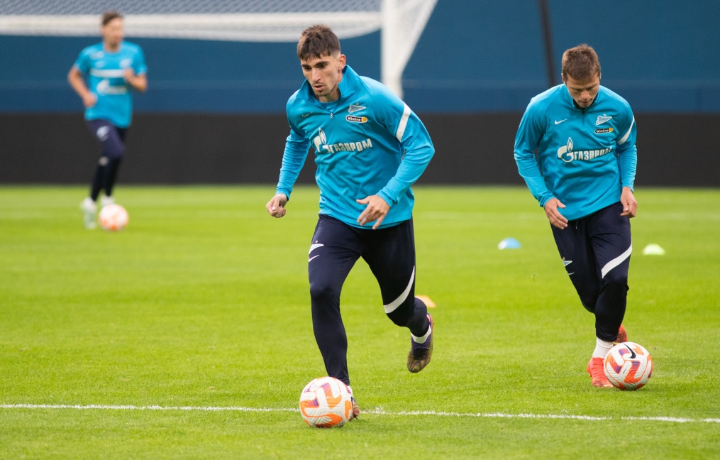 Первая тренировка Роберта Ренана в «Зените»