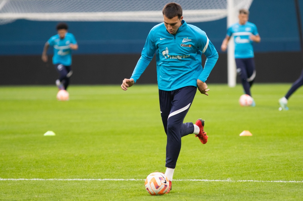 Первая тренировка Роберта Ренана в «Зените»