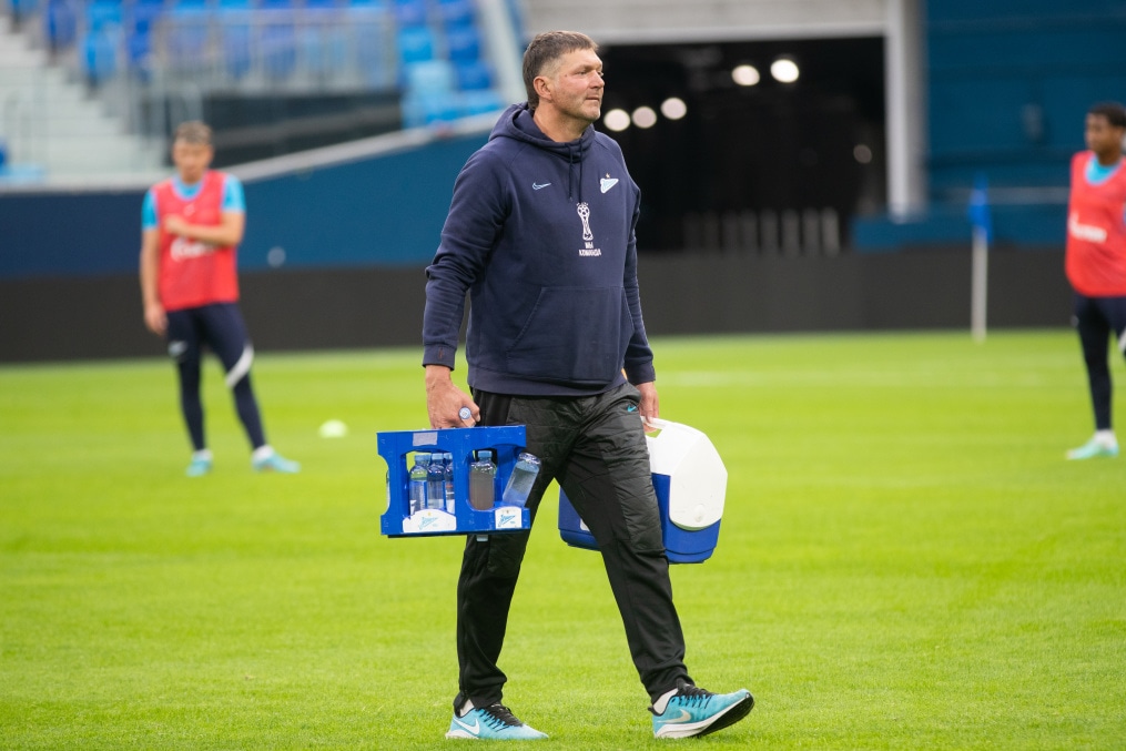 Первая тренировка Роберта Ренана в «Зените»