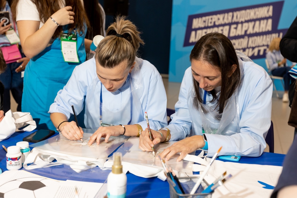 Мастерская художника на Фан-променаде «Праздник весны» перед матчем с «Пари НН»