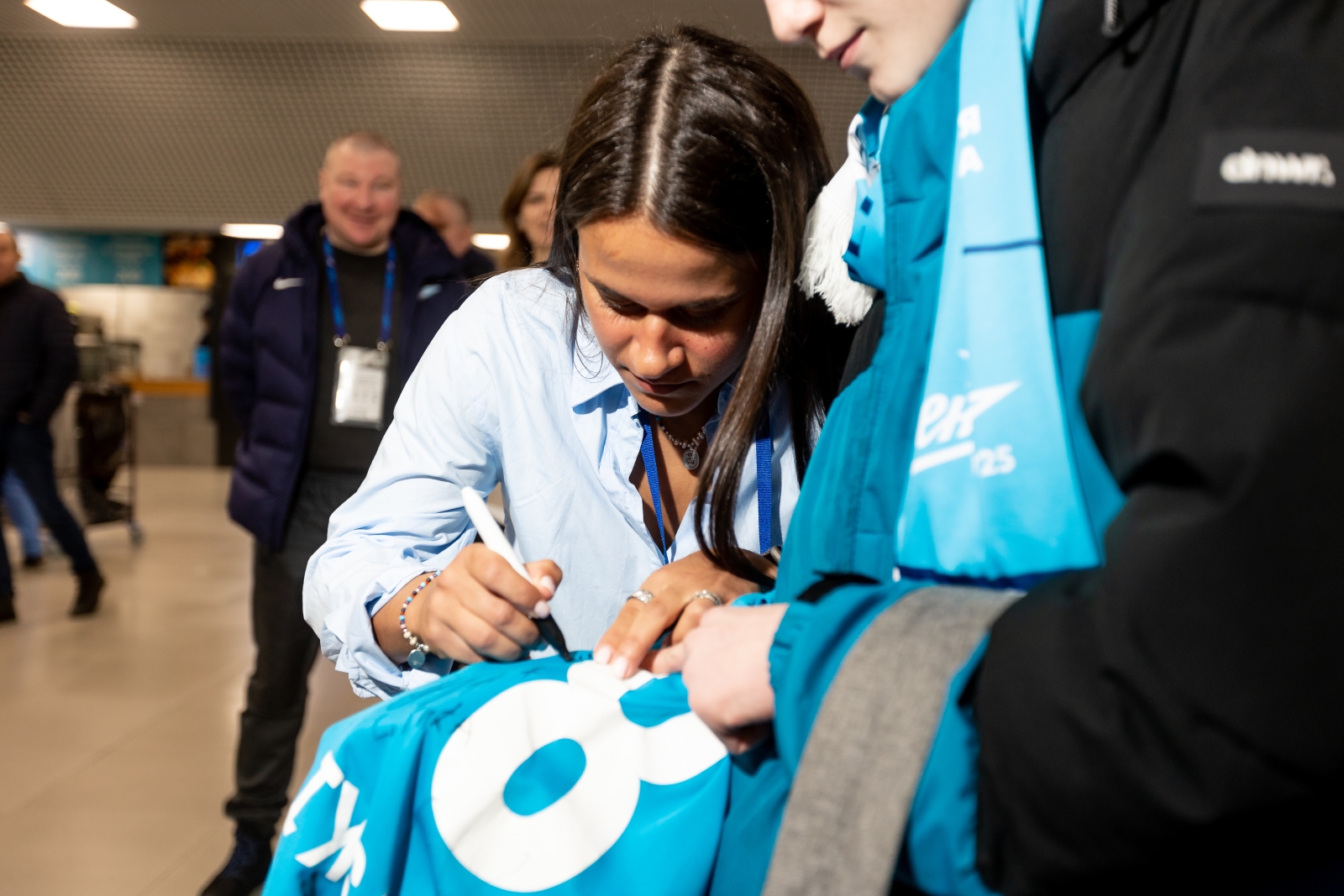 Мастерская художника на Фан-променаде «Праздник весны» перед матчем с «Пари НН»