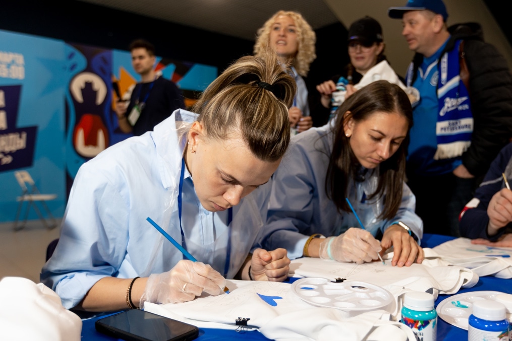 Мастерская художника на Фан-променаде «Праздник весны» перед матчем с «Пари НН»