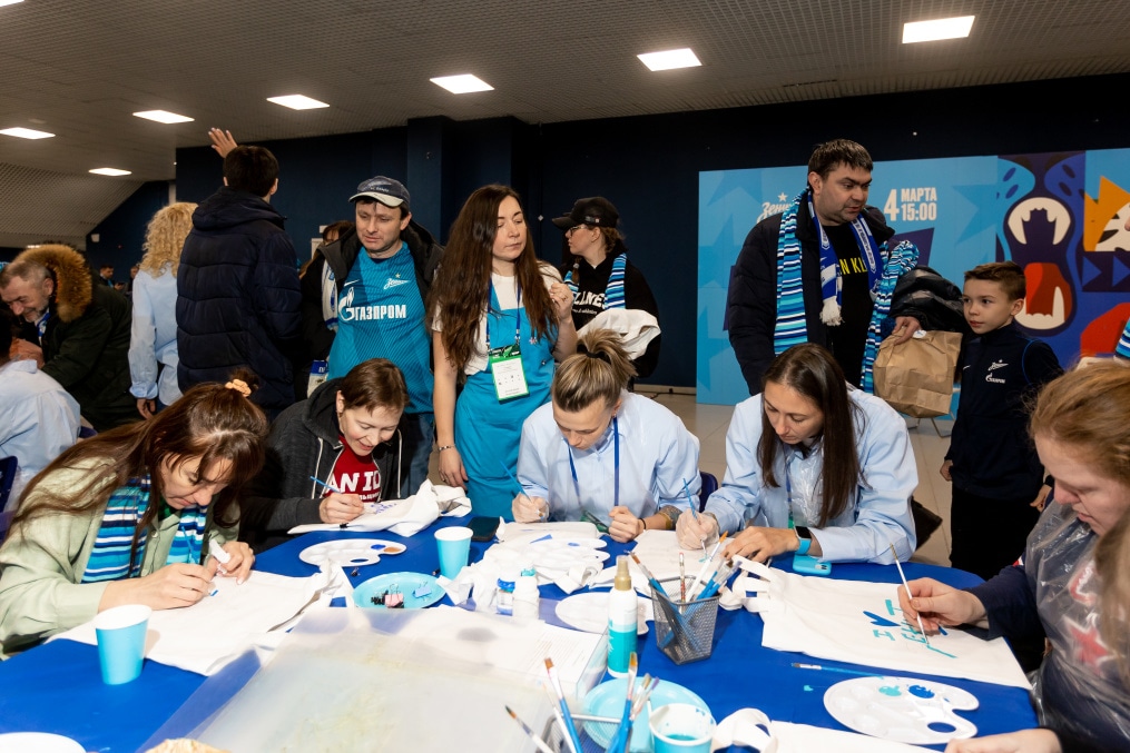 Мастерская художника на Фан-променаде «Праздник весны» перед матчем с «Пари НН»