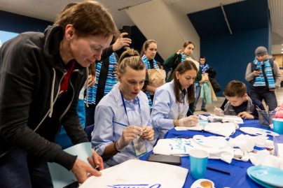 Мастерская художника на Фан-променаде «Праздник весны» перед матчем с «Пари НН»