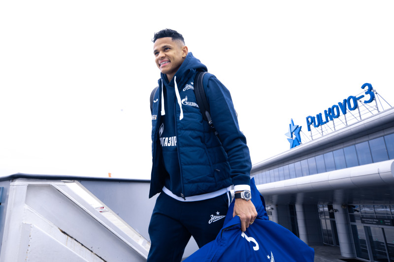 Вылет команды в Стамбул на матч «Фенербахче» — «Зенит»