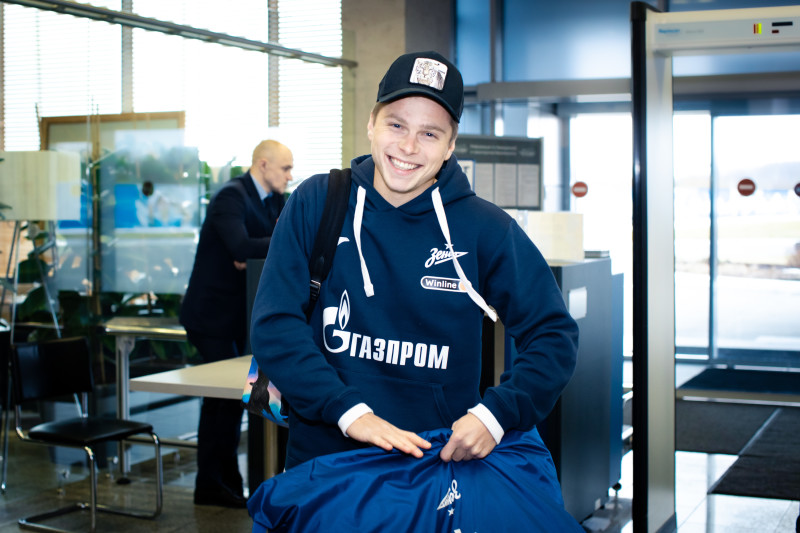 Вылет команды в Стамбул на матч «Фенербахче» — «Зенит»