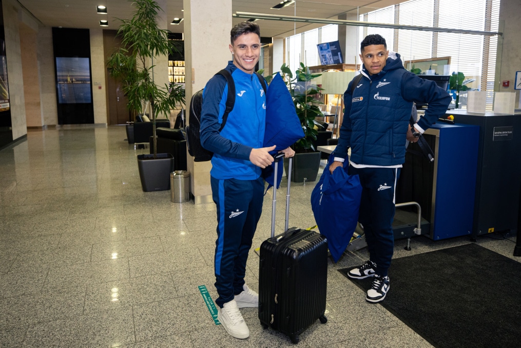 Вылет команды в Стамбул на матч «Фенербахче» — «Зенит»