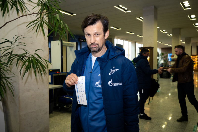 Вылет команды в Стамбул на матч «Фенербахче» — «Зенит»