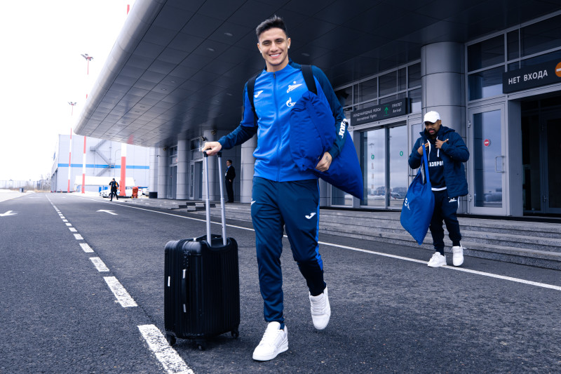 Вылет команды в Стамбул на матч «Фенербахче» — «Зенит»