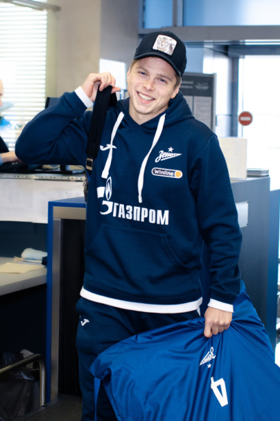 Вылет команды в Стамбул на матч «Фенербахче» — «Зенит»