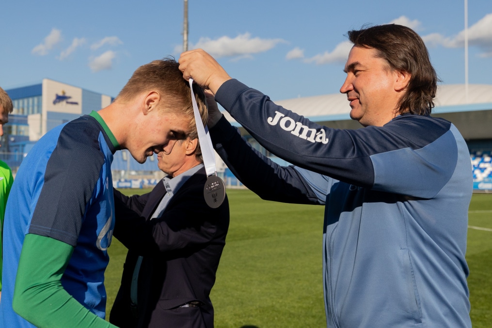 Торжественное вручение серебряных медалей «Зениту»-м