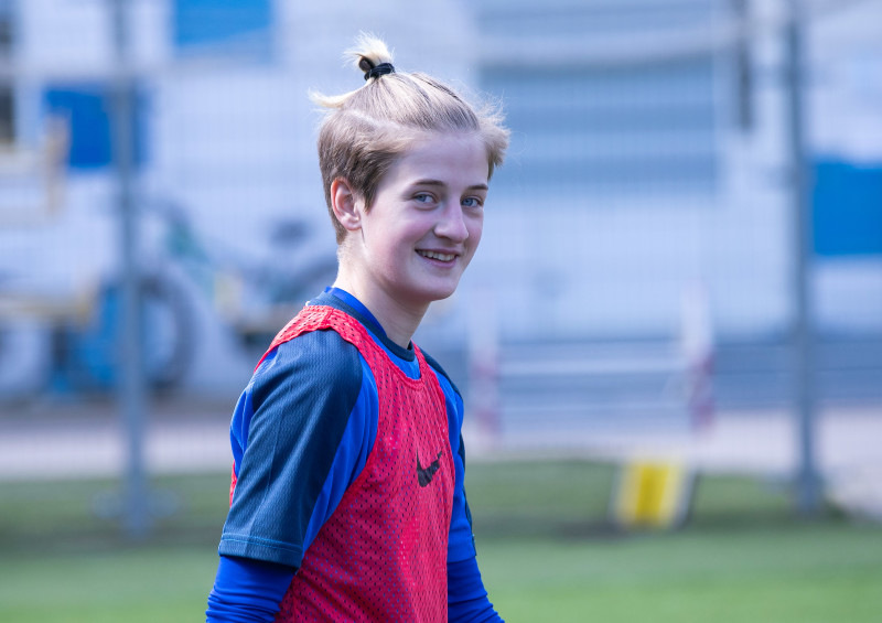 Тренировка женской молодежной команды перед матчем с «Мастер Сатурном»